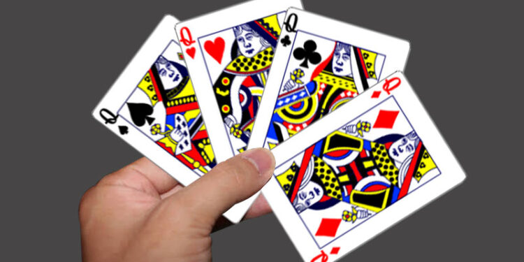 ವಿಟ್ಲ : ಅಡ್ಡದ ಬೀದಿಯ ಇಸ್ಪೀಟ್ ಅಡ್ಡೆಗೆ ದಾಳಿ : 8 ಮಂದಿ ವಶಕ್ಕೆ