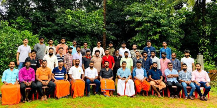 ಪುತ್ತೂರು: ಕೊರೊನಾ ವಾರಿಯರ್ಸ್ ಗಳಾಗಿ ಸೇವೆ ಸಲ್ಲಿಸಿದ ಕಾರ್ಯಕರ್ತರಿಗೆ ಹಿಂ.ಜಾ.ವೇ ವತಿಯಿಂದ ಕೃತಜ್ಞತಾ ಸಭೆ ಮತ್ತು ಸಹಭೋಜನ ಕಾರ್ಯಕ್ರಮ