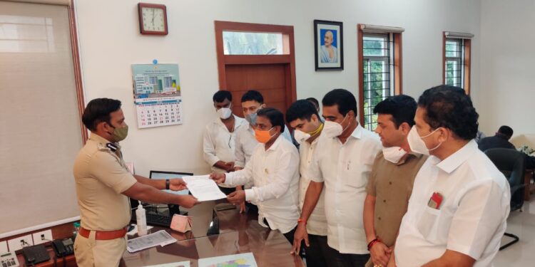 ಮಂಗಳೂರು: ರಾಜ್ಯಾಧ್ಯಕ್ಷ ನಳಿನ್ ಕುಮಾರ್ ಕಟೀಲ್ ಹೆಸರಿನಲ್ಲಿ ನಕಲಿ ಆಡಿಯೋ..! ಸೂಕ್ತ ಕಾನೂನು ಕ್ರಮಕ್ಕೆ ದ.ಕ ಜಿಲ್ಲೆಯ ಶಾಸಕರುಗಳಿಂದ ಮನವಿ
