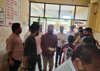 ಪುತ್ತೂರು: ರೋಗಿಗಳಿಗೆ ಊಟ ವಿತರಿಸುವ ಮೂಲಕ ವಿಶಿಷ್ಟವಾಗಿ ಈದ್ ಆಚರಿಸಿದ ‘ಸೆಕ್ಯೂಲರ್ ಯೂತ್ ಫಾರಂ’