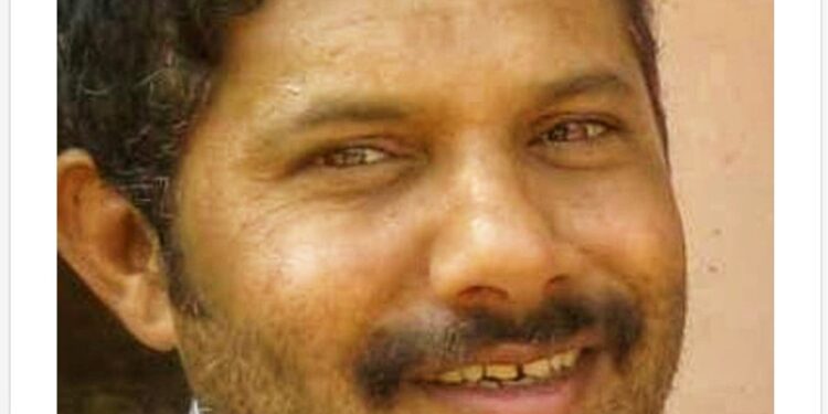 ರಸ್ತೆ ಅಪಘಾತದಲ್ಲಿ ಖಾಸಗಿ ಬ್ಯಾಂಕ್ ನ ಗನ್ ಮ್ಯಾನ್ ಹಾಗೂ ಮೂಲತಃ ಆಲಂಕಾರು ನಿವಾಸಿ ವಾಹನ ಚಾಲಕ ಜಯಪ್ರಕಾಶ್ ಸ್ಥಳದಲ್ಲೇ ಸಾವು