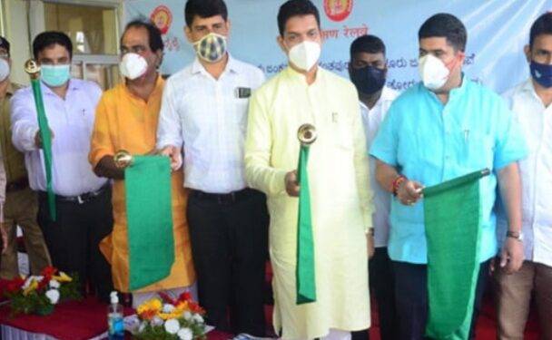 ಮಂಗಳೂರು : ವಿಸ್ಟಾಡೋಮ್ ರೈಲು ಸಂಚಾರಕ್ಕೆ ಹಸಿರು ನಿಶಾನೆ