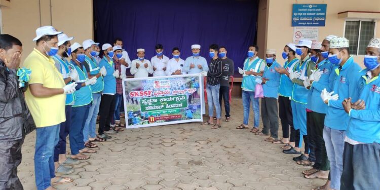 ಬೆಳ್ತಂಗಡಿ : ಎಸ್.ಕೆ.ಎಸ್.ಎಸ್.ಎಫ್ ಮಡಂತ್ಯಾರ್ ಕ್ಲಸ್ಟರ್ ವಿಖಾಯ ವತಿಯಿಂದ ಮಡಂತ್ಯಾರ್ ಕ್ಲಸ್ಟರ್ ವ್ಯಾಪ್ತಿಯಲ್ಲಿ ಸ್ವಚ್ಛತೆ, ಫಾಗಿಂಗ್ ಮತ್ತು ಸ್ಯಾನಿಟೈಸರಿಂಗ್