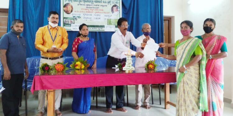 ಶ್ರೀ ಕ್ಷೇತ್ರ ಧರ್ಮಸ್ಥಳ ಗ್ರಾಮಾಭಿವೃದ್ಧಿ ಯೋಜನೆ,ಬಿ ಸಿ ಟ್ರಸ್ಟ್ ವಿಟ್ಲ ,ಮಾಣಿ ವಲಯದ ಪ್ರಾಯೋಜಕತ್ವದಲ್ಲಿ ಯೋಜನೆಯ ಪಾಲುದಾರ ಸದಸ್ಯರಿಗೆ ಲಾಭಾಂಶ ವಿತರಣೆ