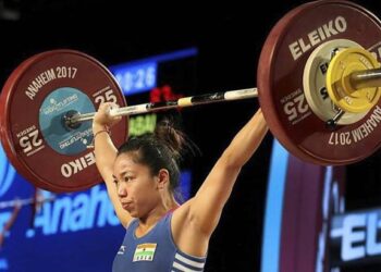 ಟೋಕಿಯೊ ಒಲಿಂಪಿಕ್ಸ್‌ ನಲ್ಲಿ ಭಾರತಕ್ಕೆ ಪ್ರಥಮ ಪದಕ:; ರಜತಕ್ಕೆ ಕೊರಳೊಡ್ಡಿದ ವೇಟ್‌ಲಿಫ್ಟರ್ ‘ಮೀರಾಬಾಯಿ’