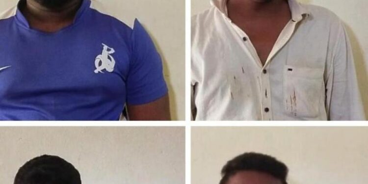 ಕೊಯಿಲ: ಕೋಳಿ ಫಾರ್ಮ್ ನಲ್ಲಿ ಜುಗಾರಿ ಆಟ:; ಪೊಲೀಸರ ದಾಳಿ, ಐವರ ಬಂಧನ, ವಾಹನ ನಗದು ವಶಕ್ಕೆ, ಹಲವರು ಪರಾರಿ