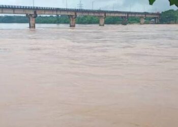 ಪಾಣೆಮಂಗಳೂರು: ನೇತ್ರಾವತಿ ಸೇತುವೆ ಬಳಿ ಬೈಕ್ ನಿಲ್ಲಿಸಿ ಯುವಕ ನಾಪತ್ತೆ..! ನದಿಗೆ ಹಾರಿರುವ ಶಂಕೆ