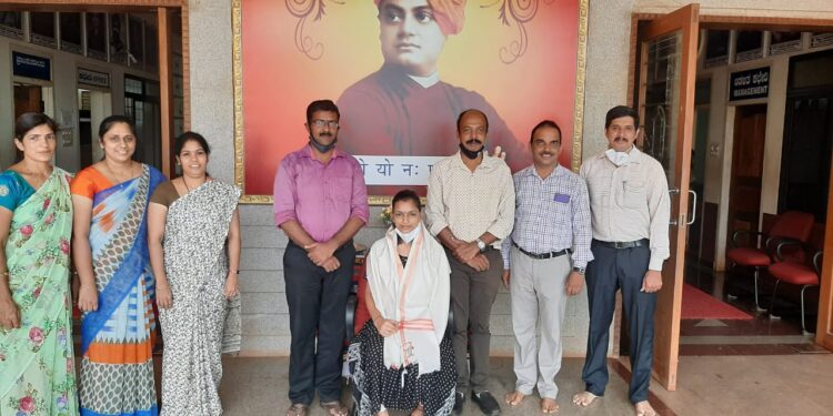 ಪುತ್ತೂರು: ವಿವೇಕಾನಂದ ಪದವಿಪೂರ್ವ ಕಾಲೇಜಿನಲ್ಲಿ ಬಿ.ಎಸ್ ಭಾರ್ಗವಿ ರವರಿಗೆ ಅಭಿನಂದನೆ