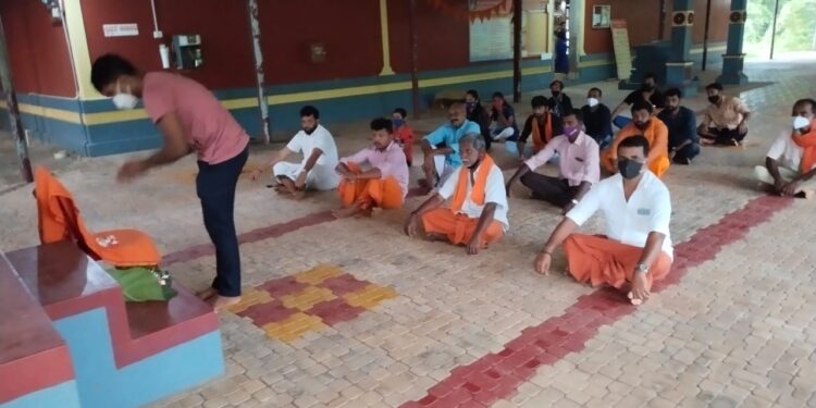 ಶ್ರೀರಾಮ ಗೆಳೆಯರ ಬಳಗದ ವತಿಯಿಂದ ಮುಂಡೂರು ಶ್ರೀ ಮೃತ್ಯುಂಜಯೇಶ್ವರ ದೇವಸ್ಥಾನದಲ್ಲಿ ಭಾರತ ಮಾತಾಪೂಜನ ಕಾರ್ಯಕ್ರಮ