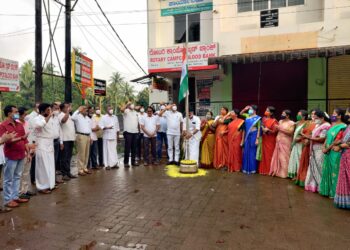 ಪುತ್ತೂರು: ಬಿಜೆಪಿ ಕಛೇರಿಯಲ್ಲಿ 75ನೇ ಸ್ವಾತಂತ್ರ್ಯೋತ್ಸವ ದಿನಾಚರಣೆ:; ಶಾಸಕರಿಂದ ಧ್ವಜಾರೋಹಣ