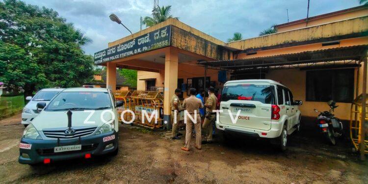 ಕಬಕ: ಗ್ರಾ.ಪಂನಲ್ಲಿ ಗ್ರಾಮ ಸ್ವರಾಜ್ಯ ರಥಕ್ಕೆ ಅಡ್ಡಿಪಡಿಸಿದ ಪ್ರಕರಣ: ಏಳಕ್ಕೂ ಅಧಿಕ ಜನರ ವಿರುದ್ಧ ಪ್ರಕರಣ ದಾಖಲು:; ಮೂವರಿಗೆ ನ್ಯಾಯಾಂಗ ಬಂಧನ