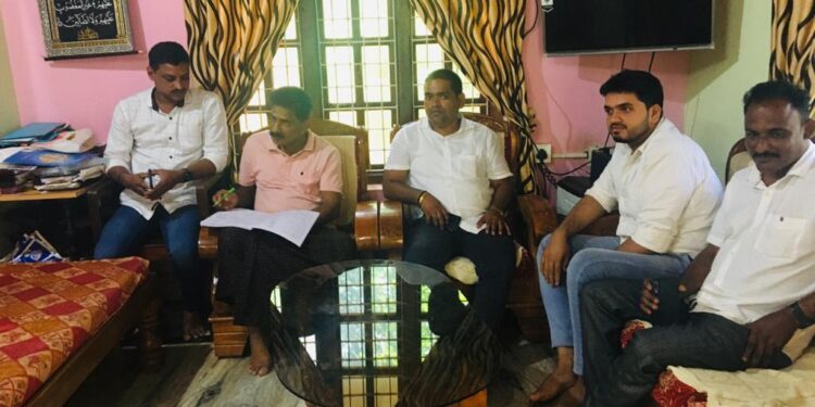 ಪುತ್ತೂರು: ಬ್ಲಾಕ್ ಕಾಂಗ್ರೆಸ್ ವತಿಯಿಂದ ಬಡಗನ್ನೂರು, ಪಡುವನ್ನೂರು ವಲಯದಲ್ಲಿ ಕಾಂಗ್ರೆಸ್ ಬೂತ್ ಸಮಿತಿ ರಚನೆ ಬಗ್ಗೆ ಸಮಾಲೋಚನೆ