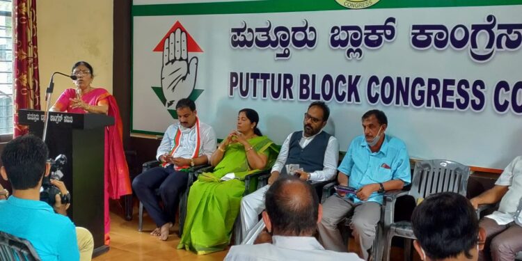 ಬ್ರಹ್ಮಶ್ರೀ ನಾರಾಯಣ ಗುರುಗಳ ತತ್ವ ಸಿದ್ಧಾಂತವನ್ನು ಮೈಗೂಡಿಸಿಕೊಂಡು ಜಾತ್ಯತೀತ ಮನೋಭಾವನೆಯಿಂದ ಕೆಲಸ ಮಾಡಿ – ಶಕುಂತಲಾ ಟಿ ಶೆಟ್ಟಿ