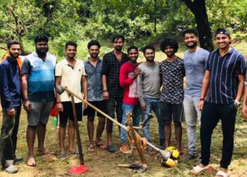 ಪುತ್ತೂರು: ಬನ್ನೂರು ಪ್ರಜ್ಞಾ ವಿಶೇಷ ಮಕ್ಕಳ ಕೇಂದ್ರ ಬಿರುಮಲೆಗೆ ಸ್ಥಳಾಂತರಗೊಳ್ಳುತ್ತಿರುವ ಹಿನ್ನೆಲೆ ‘ತ್ರಿಶೂಲ್ ಫ್ರೆಂಡ್ಸ್’ ವತಿಯಿಂದ ಸ್ವಚ್ಛತಾ ಕಾರ್ಯ