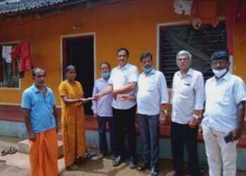 ಬನ್ನೂರು: ರೈತರ ಸೇವಾ ಸಹಕಾರಿ ಸಂಘದ ವತಿಯಿಂದ ಮರಣ ನಿಧಿ ನೀಡಿಕೆ