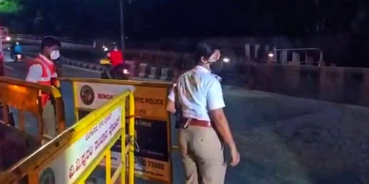 ಇಂದಿನಿಂದ ಬೆಂಗಳೂರಿನಲ್ಲಿ ನೈಟ್ ಕರ್ಫ್ಯೂ – ಅನಗತ್ಯ ಓಡಾಡಿದರೆ ಬೀಳುತ್ತೆ ಕೇಸ್..!!!