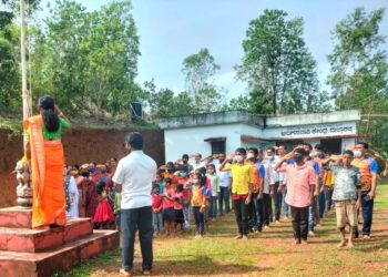 ಮಜ್ಜಾರಡ್ಕ: ಬಾಲವಿಕಾಸ ಸಮಿತಿ ಹಾಗೂ ಶ್ರೀ ವಿಷ್ಣು ಯುವ ಶಕ್ತಿ ಬಳಗ(ರಿ) ಮಜ್ಜಾರಡ್ಕ ವತಿಯಿಂದ 75ನೇ ಸ್ವಾತಂತ್ರ್ಯೋತ್ಸವದ ಅಮೃತ ಮಹೋತ್ಸವ ದಿನಾಚರಣೆ