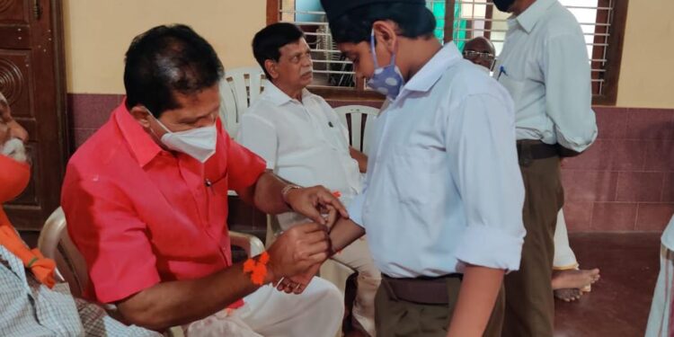 ಆರ್.ಎಸ್.ಎಸ್ ಉಪ್ಪಿನಂಗಡಿ ನಗರ ಶಾಖೆಯ ರಕ್ಷಾಬಂಧನ ಆಚರಣೆಯಲ್ಲಿ ಶಾಸಕ ಸಂಜೀವ ಮಠಂದೂರು ಭಾಗಿ