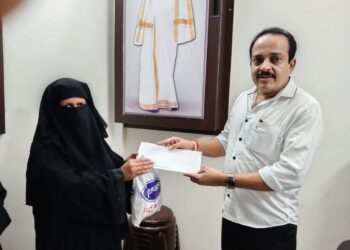 ಪುತ್ತೂರು: ಮಹಿಳೆಯ ಮನೆ ದುರಸ್ಥಿಗೆ ಅಶೋಕ್ ರೈ ಯವರಿಂದ ಆರ್ಥಿಕ ಸಹಾಯ