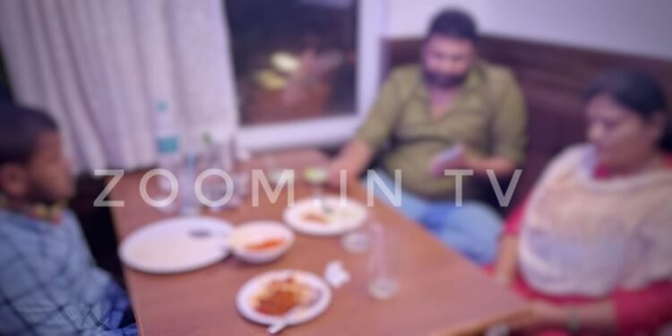 ಪುತ್ತೂರಿನ ಪ್ರತಿಷ್ಠಿತ ಹೋಟೆಲ್ ನಲ್ಲಿ ಮೂರು ದಿನಗಳಿಂದ ಮೋಜು-ಮಸ್ತಿ ಮಾಡುತ್ತಿದ್ದ ಅನ್ಯಕೋಮಿನ ಜೋಡಿ..! ಹಿಂ.ಜಾ.ವೇ ಕಾರ್ಯಕರ್ತರಿಂದ ದಾಳಿ:; ಅನ್ಯಕೋಮಿನ ಜೋಡಿ ಪೊಲೀಸ್ ವಶಕ್ಕೆ