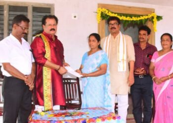 ಬಂಟ್ವಾಳ: ಜಾಗತಿಕ ಬಂಟರ ಸಂಘಗಳ ಒಕ್ಕೂಟದಿಂದ ಮನೆ ನಿರ್ಮಾಣ, ಹಸ್ತಾಂತರ:; ಇತರರ ಕಷ್ಟವನ್ನು ತನ್ನದೇ ಕಷ್ಟವೆಂದು ಭಾವಿಸಿಕೊಂಡು ಸಹಾಯಮಾಡುವ ಗುಣವಿರಬೇಕು- ಐಕಳ ಹರೀಶ್ ಶೆಟ್ಟಿ