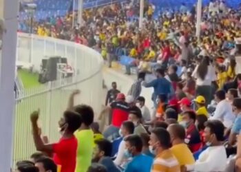 ಶಾರ್ಜಾ ಸ್ಟೇಡಿಯಂನ ಐಪಿಎಲ್ ಹೈವೋಲ್ಟೇಜ್ ಪಂದ್ಯದಲ್ಲಿ ಧೂಳೆಬ್ಬಿಸಿದ ಕರಾವಳಿಯ ‘ಪಿಲಿನಲಿಕೆ’