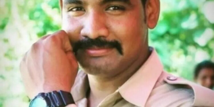 ಕಡಬ: ಪೊಲೀಸ್ ಸಿಬ್ಬಂದಿಯಿಂದ ಅಪ್ರಾಪ್ತ ಯುವತಿ ಮೇಲೆ ಅತ್ಯಾಚಾರ ಪ್ರಕರಣ:; ಯುವತಿಯ ತಂದೆಯಿಂದ ಪೊಲೀಸ್ ಸಿಬ್ಬಂದಿ ಶಿವರಾಜ್ ವಿರುದ್ದ ದೂರು ದಾಖಲು