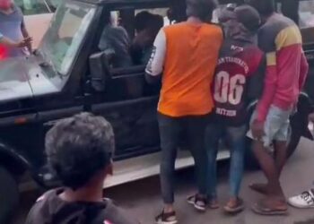 ಸುರತ್ಕಲ್: ಜೊತೆಯಾಗಿ ಪ್ರಯಾಣಿಸುತ್ತಿದ್ದ ಮೆಡಿಕಲ್ ಕಾಲೇಜಿನ ವಿದ್ಯಾರ್ಥಿಗಳ ಮೇಲೆ ಹಲ್ಲೆ ಆರೋಪ.!! ಐವರ ಬಂಧನ