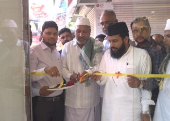 ವಿಟ್ಲ: ಚೋಯ್ಸ್ ಗೋಲ್ಡ್ ಇದರ ನವೀಕೃತ ವಿಶಾಲ ಚಿನ್ನಾಭರಣ ಶೋರೂಂ ಶುಭಾರಂಭ