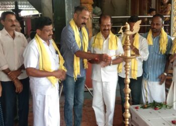 ಅಮ್ಟೂರು: ಬಿಲ್ಲವ ಗ್ರಾಮ ಸಮಿತಿ  ಆಶ್ರಯದಲ್ಲಿ ಕಟ್ಟೆಮಾರು ಮಂತ್ರದೇವತೆ ಸಾನಿಧ್ಯದಲ್ಲಿ ಅಭಿನಂದನಾ ಕಾರ್ಯಕ್ರಮ