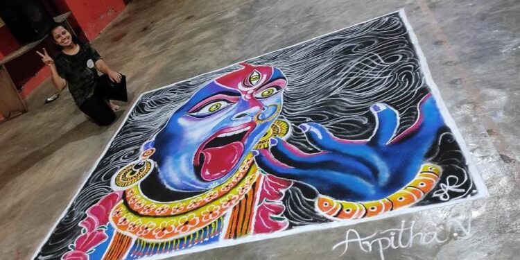 ಈಕೇ ಕುಂಚ ಹಿಡಿದು ನಿಂತ್ರೇ ಅರಳುತ್ತೆ ಅದ್ಬುತ ಚಿತ್ರ: ಕಲಾ ಸರಸ್ವತಿ ಪುತ್ರಿ – ಸಕಲಕಲಾವಲ್ಲಭೆ “ಅರ್ಪಿತಾ ಆಚಾರ್ಯ”