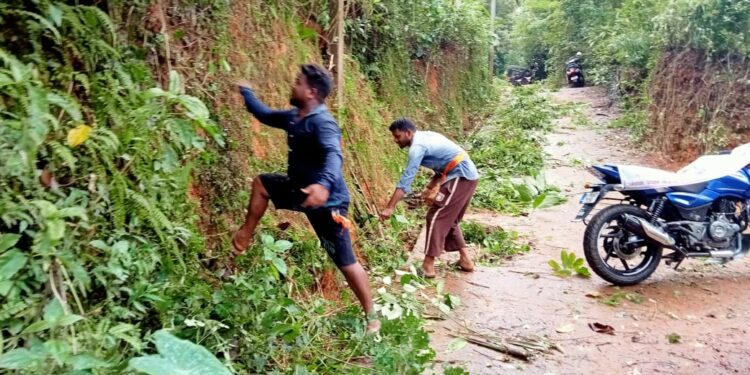 ಬಪ್ಪಳಿಗೆ:  ದರ್ಖಾಸ್ ಫ್ರೆಂಡ್ಸ್ ವತಿಯಿಂದ ಸ್ವಚ್ಛತಾ ಕಾರ್ಯಕ್ರಮ