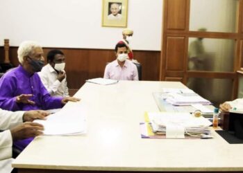 ಹಿಂ.ಜಾ.ವೇ. ಮುಖಂಡರಿಂದ ರಾಜ್ಯಪಾಲರ ಭೇಟಿ:; ಧಾರ್ಮಿಕ ಸ್ಥಳಗಳ ಸಂರಕ್ಷಣಾ ವಿಧೇಯಕದ ಲೋಪ ದೋಷಗಳನ್ನು ತಿದ್ದುಪಡಿ ಮಾಡುವಂತೆ ಆಗ್ರಹ