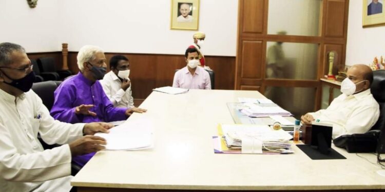 ಹಿಂ.ಜಾ.ವೇ. ಮುಖಂಡರಿಂದ ರಾಜ್ಯಪಾಲರ ಭೇಟಿ:; ಧಾರ್ಮಿಕ ಸ್ಥಳಗಳ ಸಂರಕ್ಷಣಾ ವಿಧೇಯಕದ ಲೋಪ ದೋಷಗಳನ್ನು ತಿದ್ದುಪಡಿ ಮಾಡುವಂತೆ ಆಗ್ರಹ