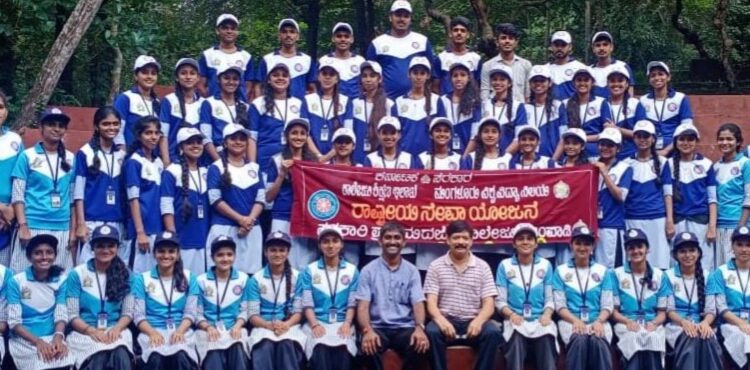 ಪುತ್ತೂರು: ಬಾಲವನದಲ್ಲಿ ಬೆಟ್ಟಂಪಾಡಿಯ ಎನ್ಎಸ್ಎಸ್ ಸ್ವಯಂಸೇವಕರಿಂದ ಶ್ರಮದಾನ