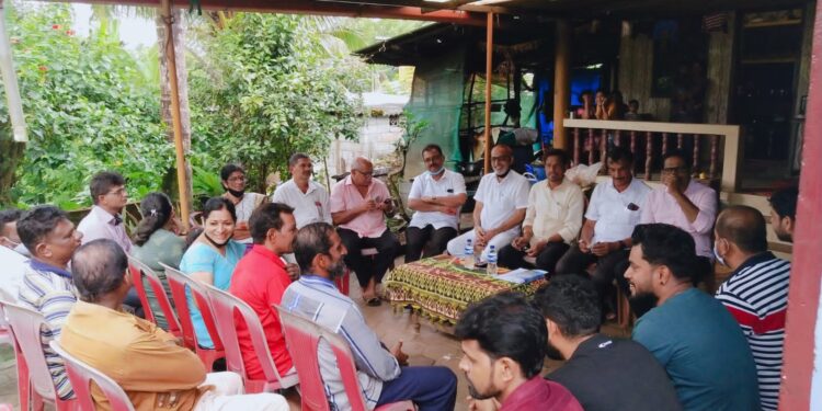 ಬನ್ನೂರು: ಕಾಂಗ್ರೆಸ್ ಕಾರ್ಯಕರ್ತರ ಸಭೆ:;ಬೂತ್ ಸಮಿತಿ ರಚನೆ