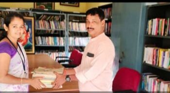 ಕೇಪು: ಸರಕಾರಿ ಪ್ರೌಢ ಶಾಲೆ ಕಲ್ಲಂಗಳ ವತಿಯಿಂದ ಗ್ರಾಮ ಪಂಚಾಯತ್ ಗ್ರಂಥಾಲಯಕ್ಕೆ ಪುಸ್ತಕ ಕೊಡುಗೆ