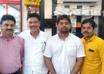 ವಿಟ್ಲ: ಅಯೋಧ್ಯ ಗ್ಯಾಲರಿಗೆ ಶಾಸಕರಾದ ರಾಜೇಶ್ ನಾಯ್ಕ್ ಹಾಗೂ ಸಂಜೀವ ಮಠಂದೂರು ಭೇಟಿ