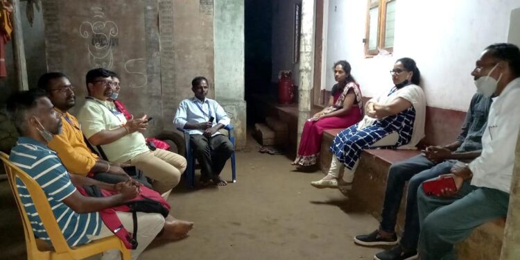 ವಿಟ್ಲ: ಆತ್ಮಹತ್ಯೆಗೆ ಶರಣಾದ ನಿಶ್ಮಿತಾ ಮನೆಗೆ ದ.ಕ. ಜಿಲ್ಲಾ ಮರಾಟಿ ಸಂರಕ್ಷಣಾ ಸಮಿತಿ ಭೇಟಿ:; ನಿಷ್ಪಕ್ಷಪಾತವಾಗಿ ತನಿಖೆ ನಡೆಸುವಂತೆ ಠಾಣಾಧಿಕಾರಿಗೆ ಮನವಿ