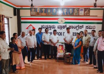 ಪುತ್ತೂರು: ಬ್ಲಾಕ್ ಕಾಂಗ್ರೆಸ್ ಆಶ್ರಯದಲ್ಲಿ ಕಾಂಗ್ರೆಸ್ ನ ಎಸ್.ಟಿ ಘಟಕದ ವತಿಯಿಂದ ‘ವಾಲ್ಮೀಕಿ ಜಯಂತಿ’ ಆಚರಣೆ