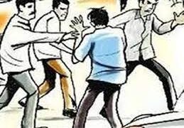 ಬೆಳ್ಳಾರೆ: ಮಸೀದಿಯಲ್ಲಿ ಇತ್ತಂಡಗಳ ನಡುವೆ ಮಾರಾಮಾರಿ:; ಆಸ್ಪತ್ರೆಗೆ ದಾಖಲು