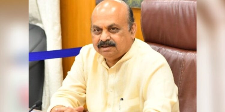 ಕೇಂದ್ರ ಸರ್ಕಾರದ ಬೆನ್ನಲ್ಲೇ, ರಾಜ್ಯದಲ್ಲಿಯೂ ಪೆಟ್ರೋಲ್, ಡೀಸೆಲ್ ಬೆಲೆ ಇಳಿಕೆ..!! – ಸಿಎಂ ಬೊಮ್ಮಾಯಿ ಘೋಷಣೆ