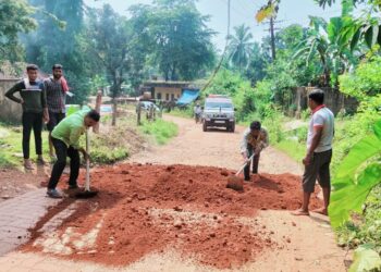 ಪಂಜಲದಿಂದ ಪುರುಷರಕಟ್ಟೆಗೆ ಸಂಪರ್ಕಿಸುವ ರಸ್ತೆ ದುರಸ್ಥಿಗೊಳಿಸಿದ ‘ಉತ್ಸಾಹಿ ಯುವಕರ ತಂಡ’