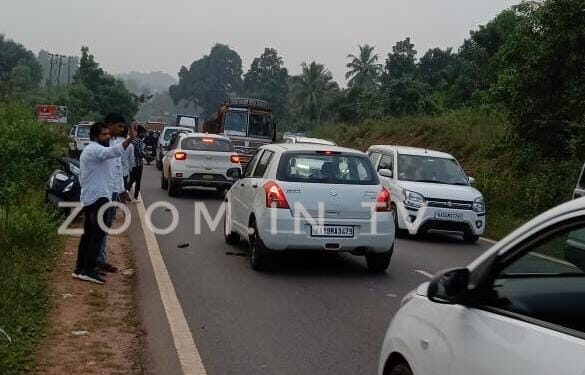 ಮಾಣಿ: ಕಾರುಗಳ ನಡುವೆ ಅಪಘಾತ:; ಅಪಘಾತ ವಿಚಾರವಾಗಿ ಇತ್ತಂಡದ ನಡುವೆ ಮಾತಿನ ಚಕಮಕಿ..!!ಪೊಲೀಸರಿಂದ ಲಾಠಿ ಚಾರ್ಜ್