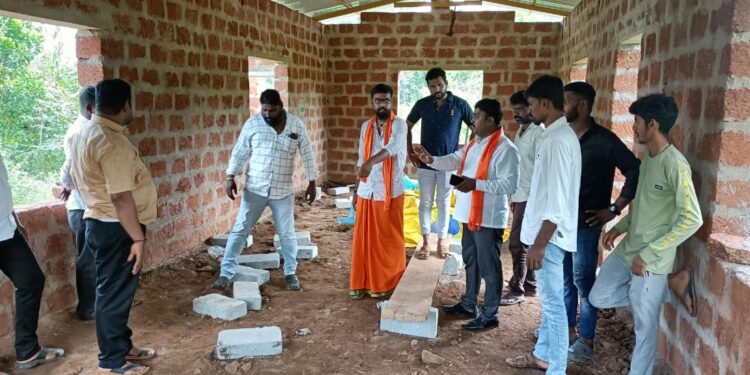 ಬಂಟ್ವಾಳ:  ಮನೆ ನಿರ್ಮಾಣದ ಪರವಾನಿಗೆ ಪಡೆದು ಅಕ್ರಮ ಪ್ರಾರ್ಥನಾ ಮಂದಿರ ನಿರ್ಮಾಣ ಆರೋಪ:; ಪರವಾನಿಗೆ ರದ್ದು ಪಡಿಸಲು ವಿ.ಹಿಂ.ಪ. ಬಜರಂಗದಳ ವಿಟ್ಲ ಪ್ರಖಂಡ ಆಗ್ರಹ