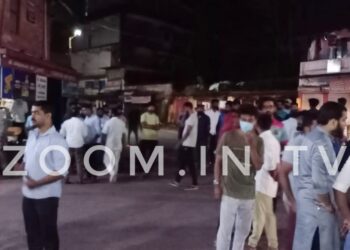 ಕೊಂಬೆಟ್ಟು ಕಾಲೇಜು ವಿದ್ಯಾರ್ಥಿಗಳ ಹೊಡೆದಾಟ ಪ್ರಕರಣ:; ಠಾಣೆ ಮುಂದೆ ಜಮಾಯಿಸಿದ ಮುಸ್ಲಿಂ ಒಕ್ಕೂಟದ ಕಾರ್ಯಕರ್ತರು: ನ್ಯಾಯ ದೊರಕದಿದ್ದಲ್ಲಿ ಪುತ್ತೂರಿನಾದ್ಯಂತ ಉಗ್ರ  ಪ್ರತಿಭಟನೆಯ ಎಚ್ಚರಿಕೆ..!!