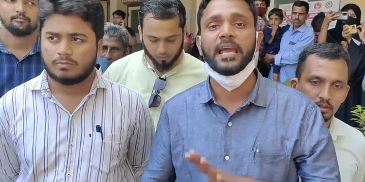 ಒಂದು ಸಮುದಾಯದ ವಿದ್ಯಾರ್ಥಿಗಳನ್ನು ಗುರಿಯಾಗಿಸಿ  ನಿರಂತರವಾಗಿ ದಬ್ಬಾಳಿಕೆ ನಡೆಸಲಾಗುತ್ತಿದೆ :; ಮುಸ್ಲಿಂ ವಿಧ್ಯಾರ್ಥಿಗಳ ತಾಳ್ಮೆ ಪರೀಕ್ಷೆ ಮಾಡಬೇಡಿ – ಜಾಬಿರ್ ಅರಿಯಡ್ಕ