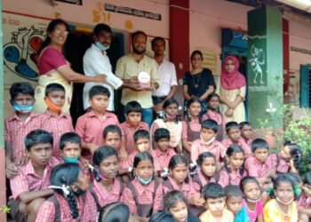 ‘ವಿದ್ಯಾಮಾತಾ ಫೌಂಡೇಶನ್’ ಗೆ ಇಡ್ಯೊಟ್ಟು ಶಾಲಾ ಶಿಕ್ಷಕರು ಹಾಗೂ ಎಸ್ .ಡಿ.ಎಂ.ಸಿ ವತಿಯಿಂದ ಗೌರವ ಸಮರ್ಪಣೆ