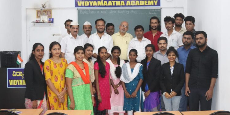 ಪುತ್ತೂರು: ವಿದ್ಯಾಮಾತಾ ಅಕಾಡೆಮಿಗೆ ಚಾಣಕ್ಯ ಅಕಾಡೆಮಿ ವಿಜಯಪುರ ಮುಖ್ಯಸ್ಥ ಎನ್.ಎಮ್. ಬಿರಾದರ ಭೇಟಿ