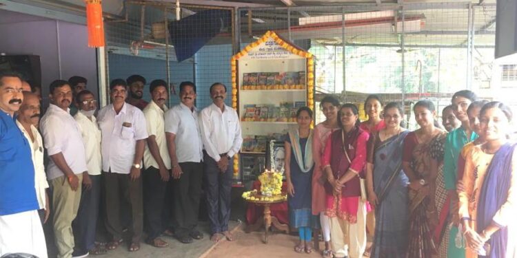 ಪಡಿಬಾಗಿಲು: ‘ಗ್ರಂಥಾಲಯದ ಪುಸ್ತಕ ಗೂಡು’ ಉದ್ಘಾಟನೆ
